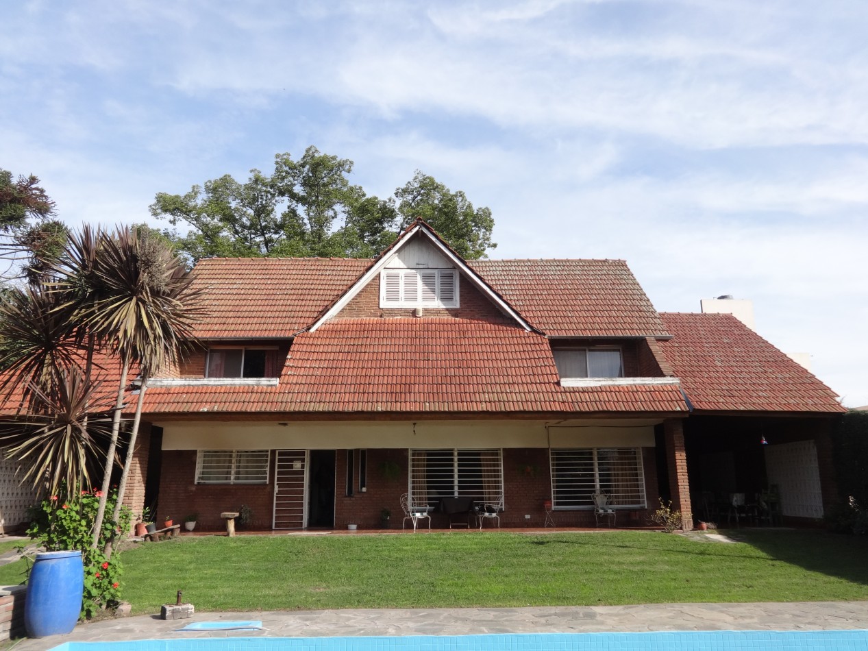 Venta casa 5 amb. Tortuguitas