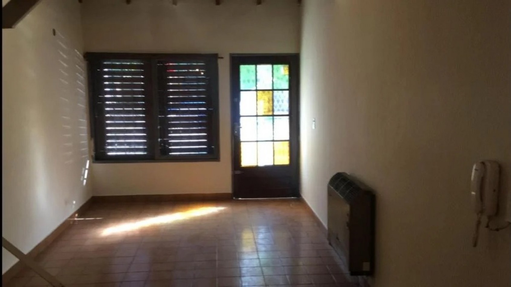 Casa alquiler 3 ambientes barrio guemes