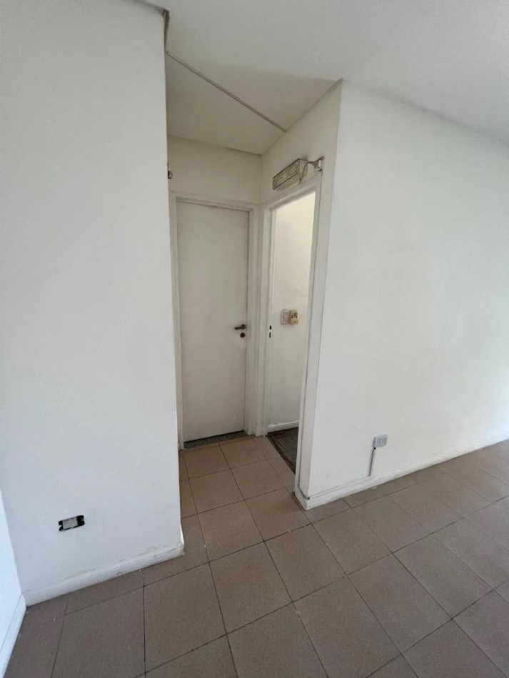 Departamento de 2 Ambientes en Venta - Apto Profesional - Torres Moron