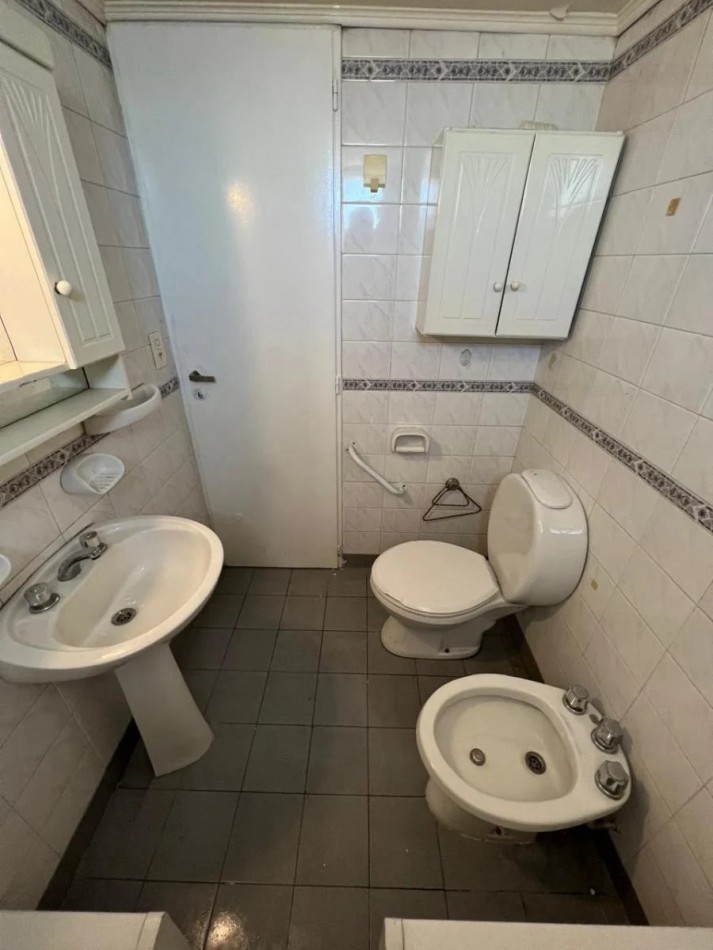Departamento de 2 Ambientes en Venta - Apto Profesional - Torres Moron