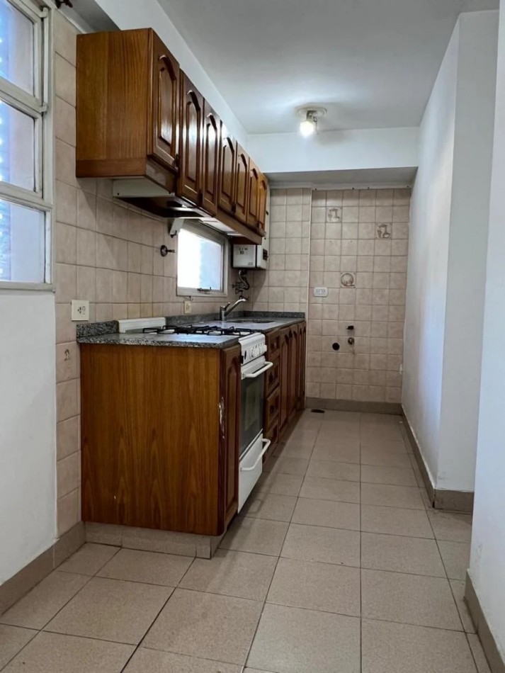 Departamento de 2 Ambientes en Venta - Apto Profesional - Torres Moron