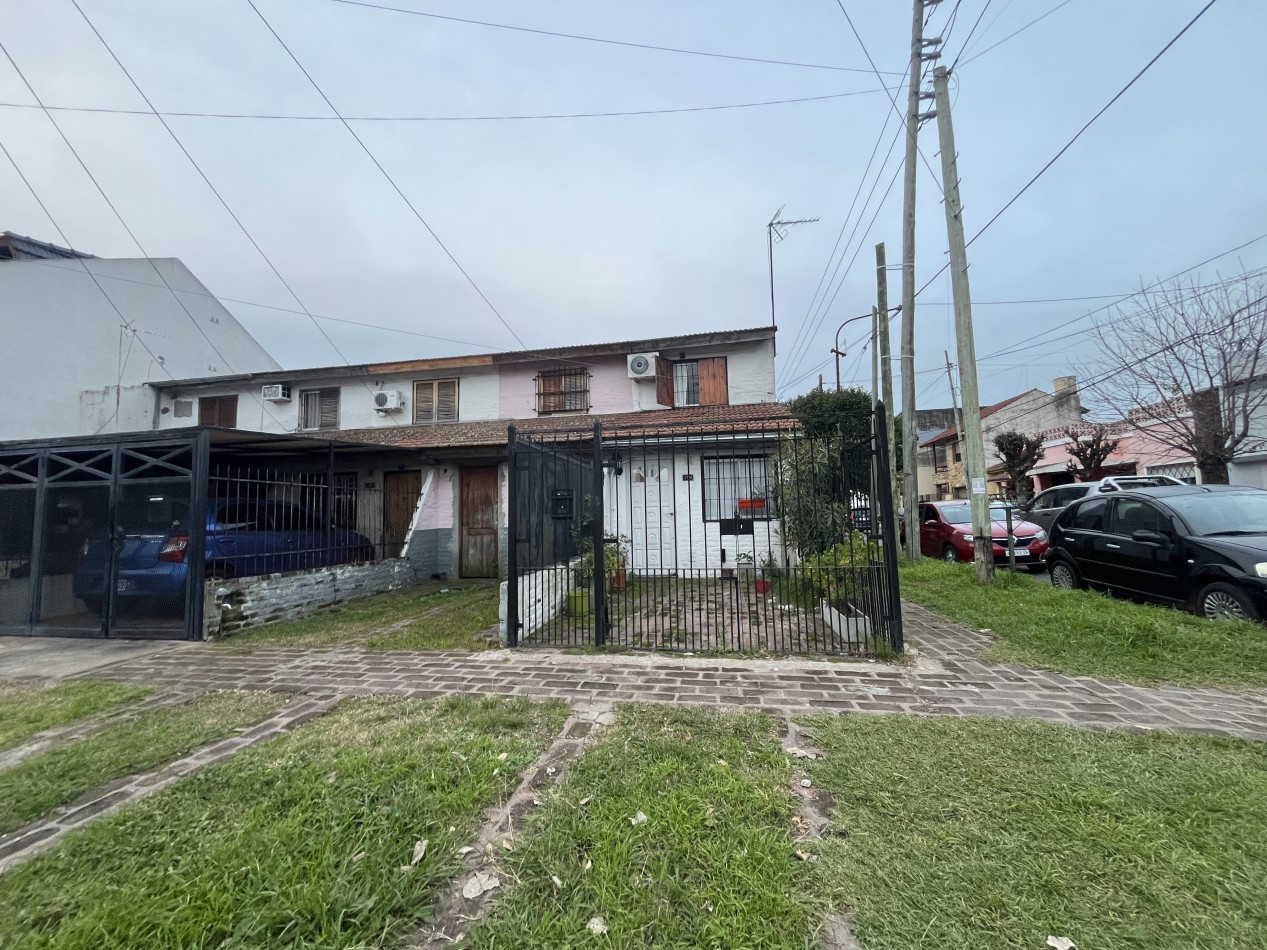 Duplex en venta Haedo 2 ambientes