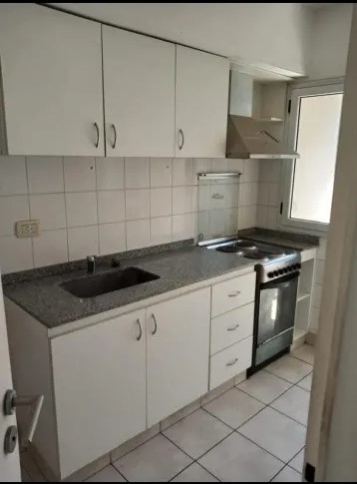 Alquiler departamento 2 ambientes Moron
