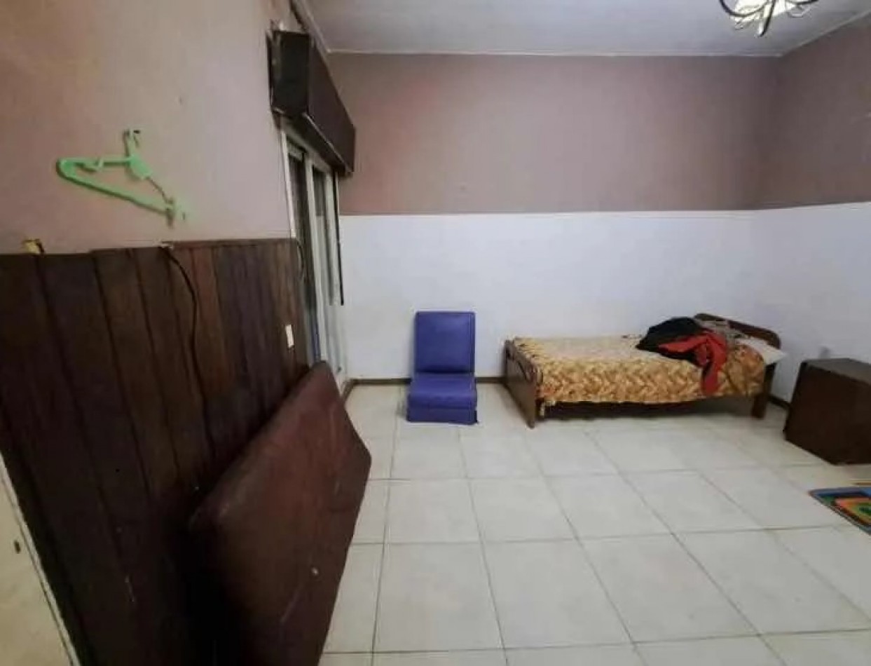 CAsa de 3 ambientes a Reciclar + departamento