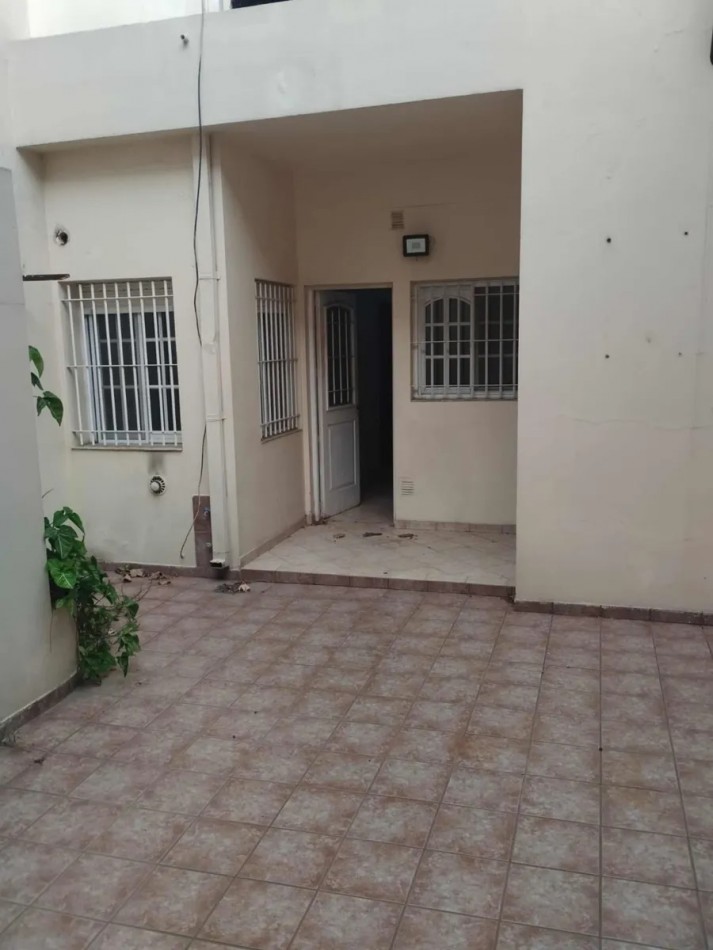Venta casa 3 ambientes San Justo
