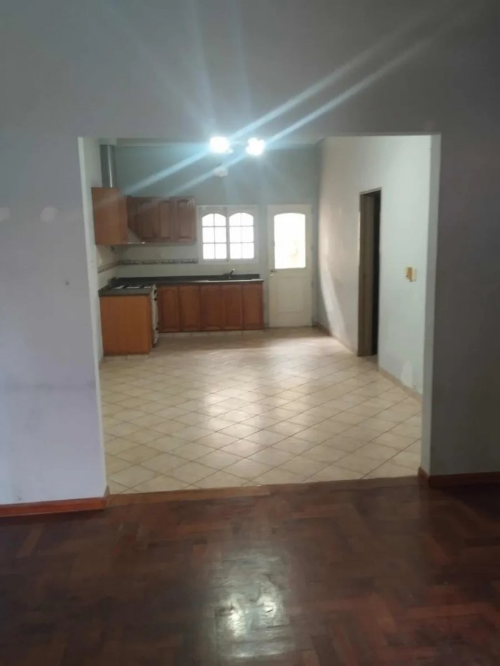 Venta casa 3 ambientes San Justo
