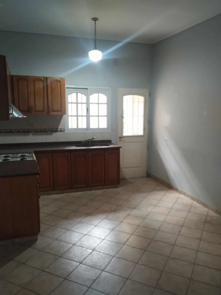 Venta casa 3 ambientes San Justo