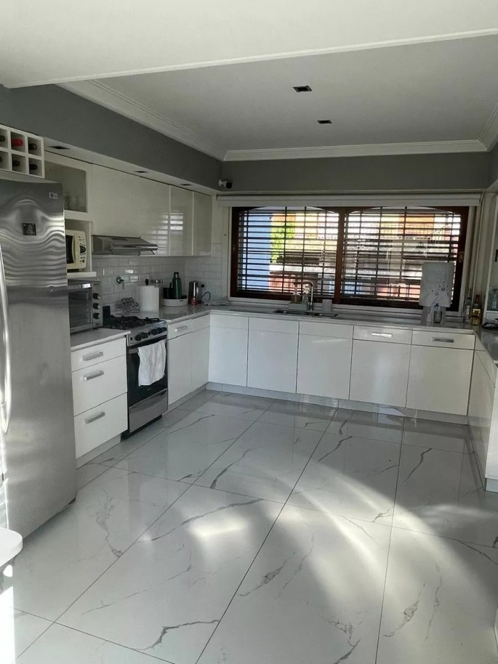 casa 4 dormitorios Ramos Mejia