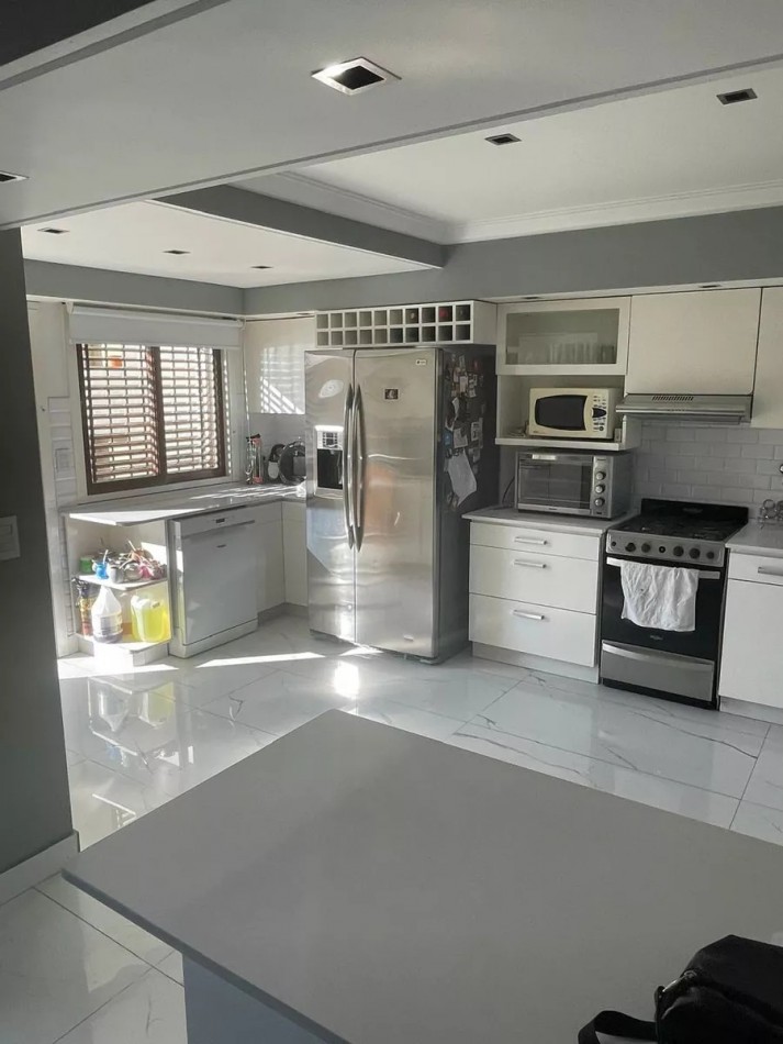 casa 4 dormitorios Ramos Mejia