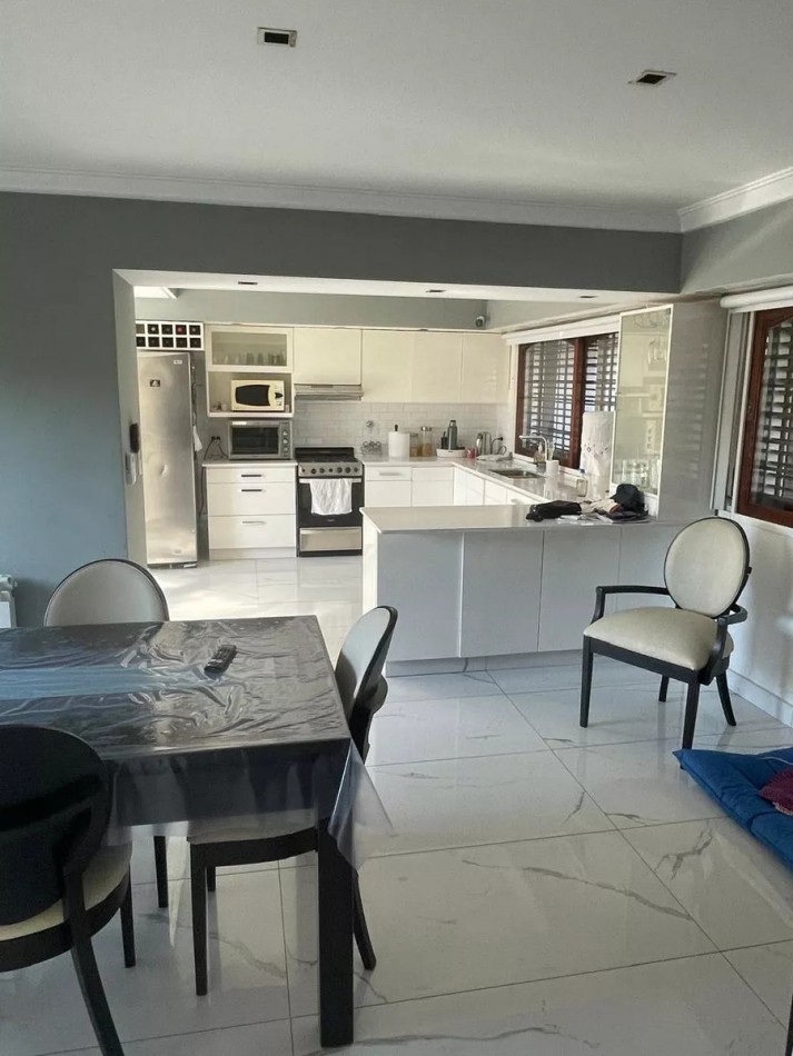 casa 4 dormitorios Ramos Mejia