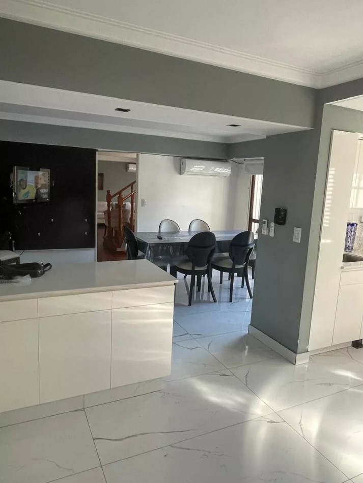 casa 4 dormitorios Ramos Mejia