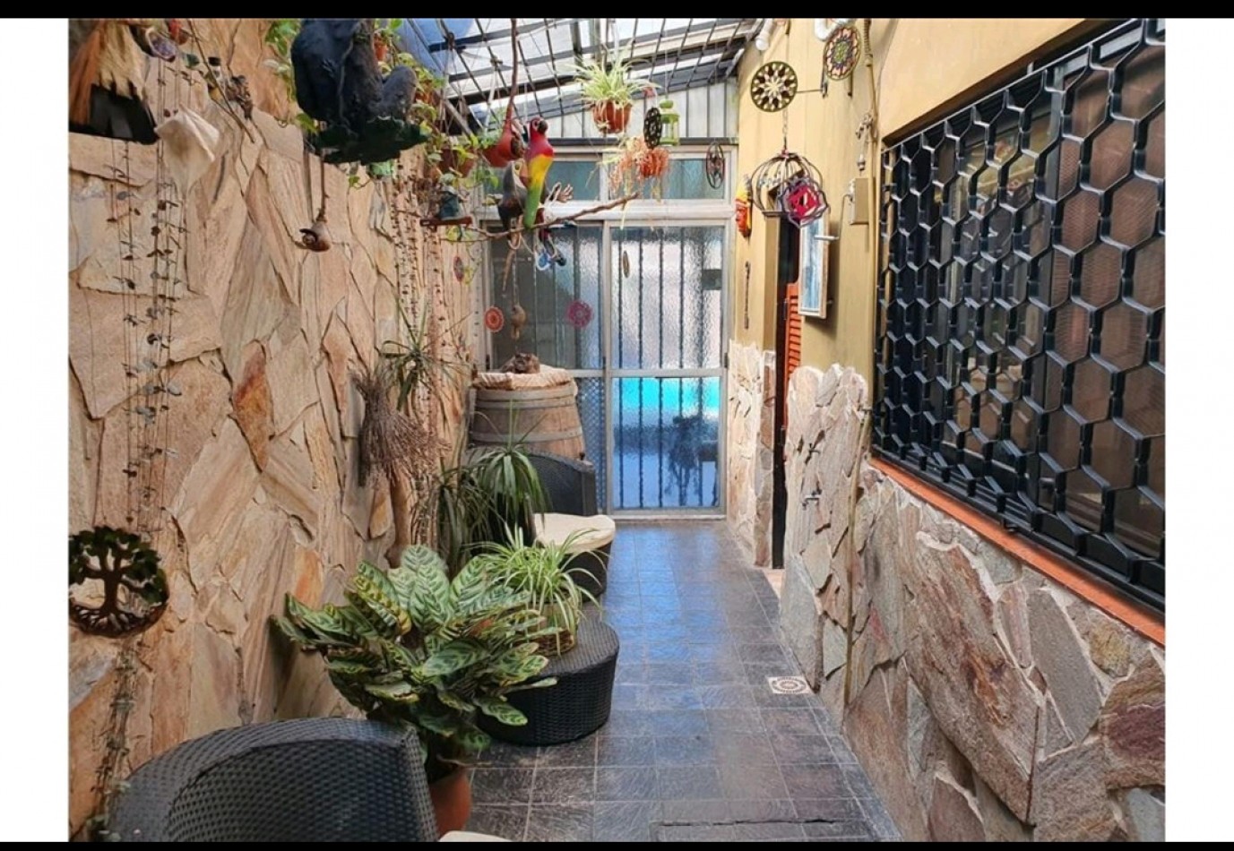 casa 3 ambientes + dpto con piscina