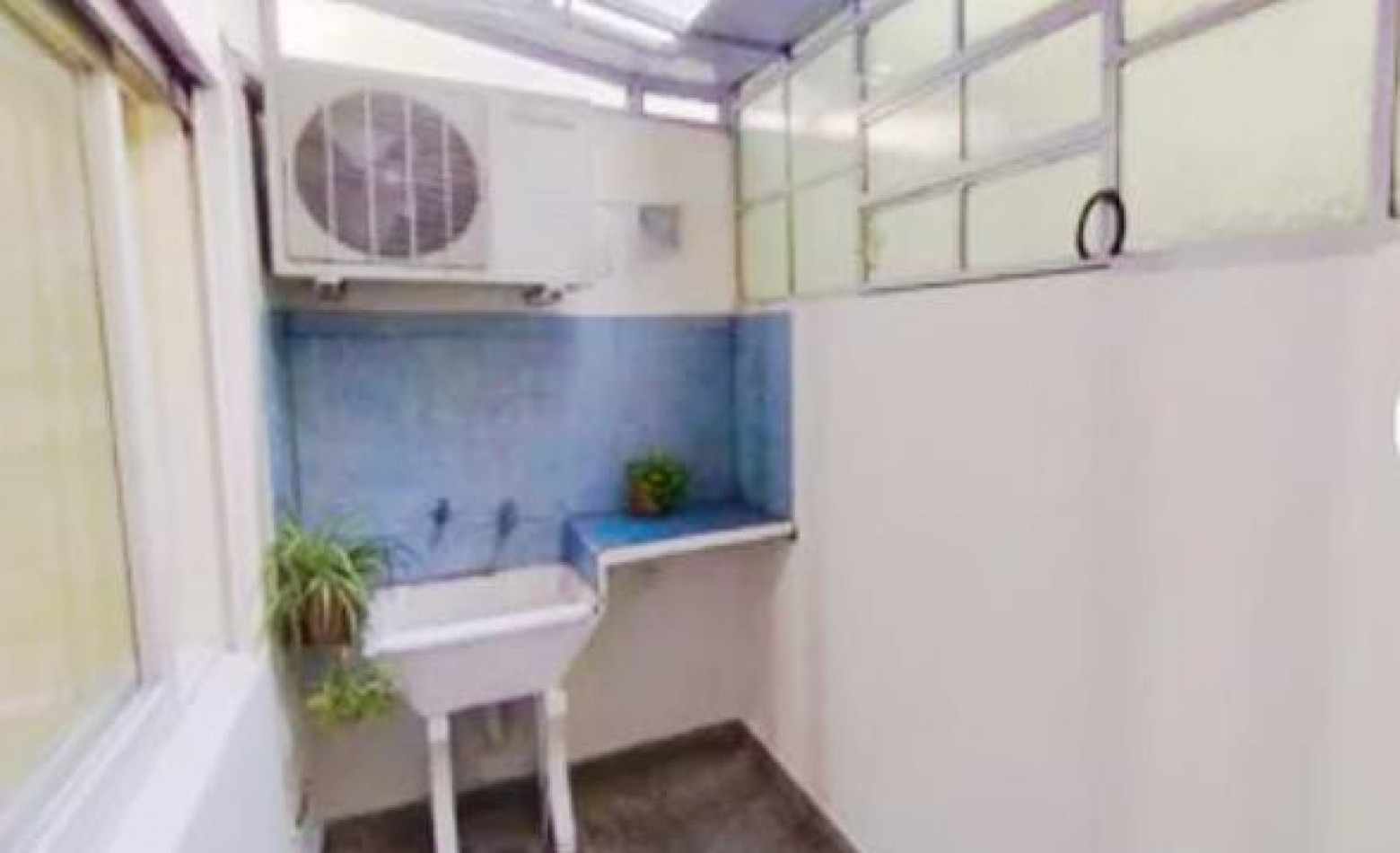 Departamento venta 2 ambientes con patio