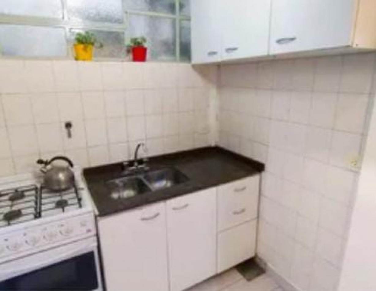 Departamento venta 2 ambientes con patio