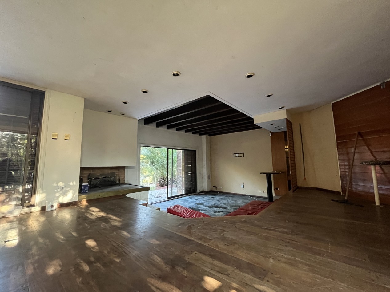 Casa Quinta Ideal Eventos - 1400 m² Esquina con Quincho y Pileta