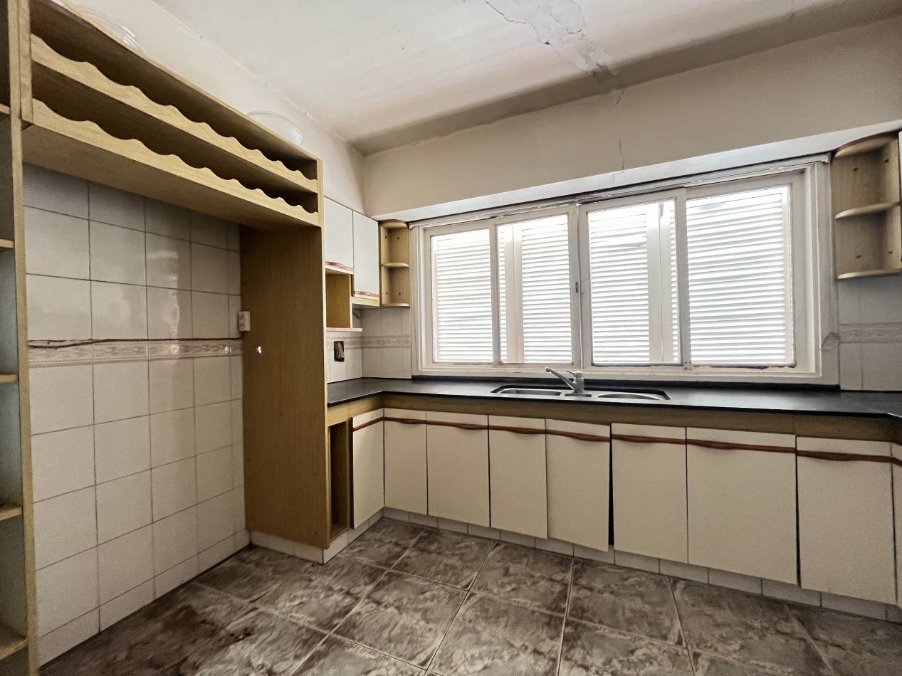 Casa Quinta Ideal Eventos - 1400 m² Esquina con Quincho y Pileta