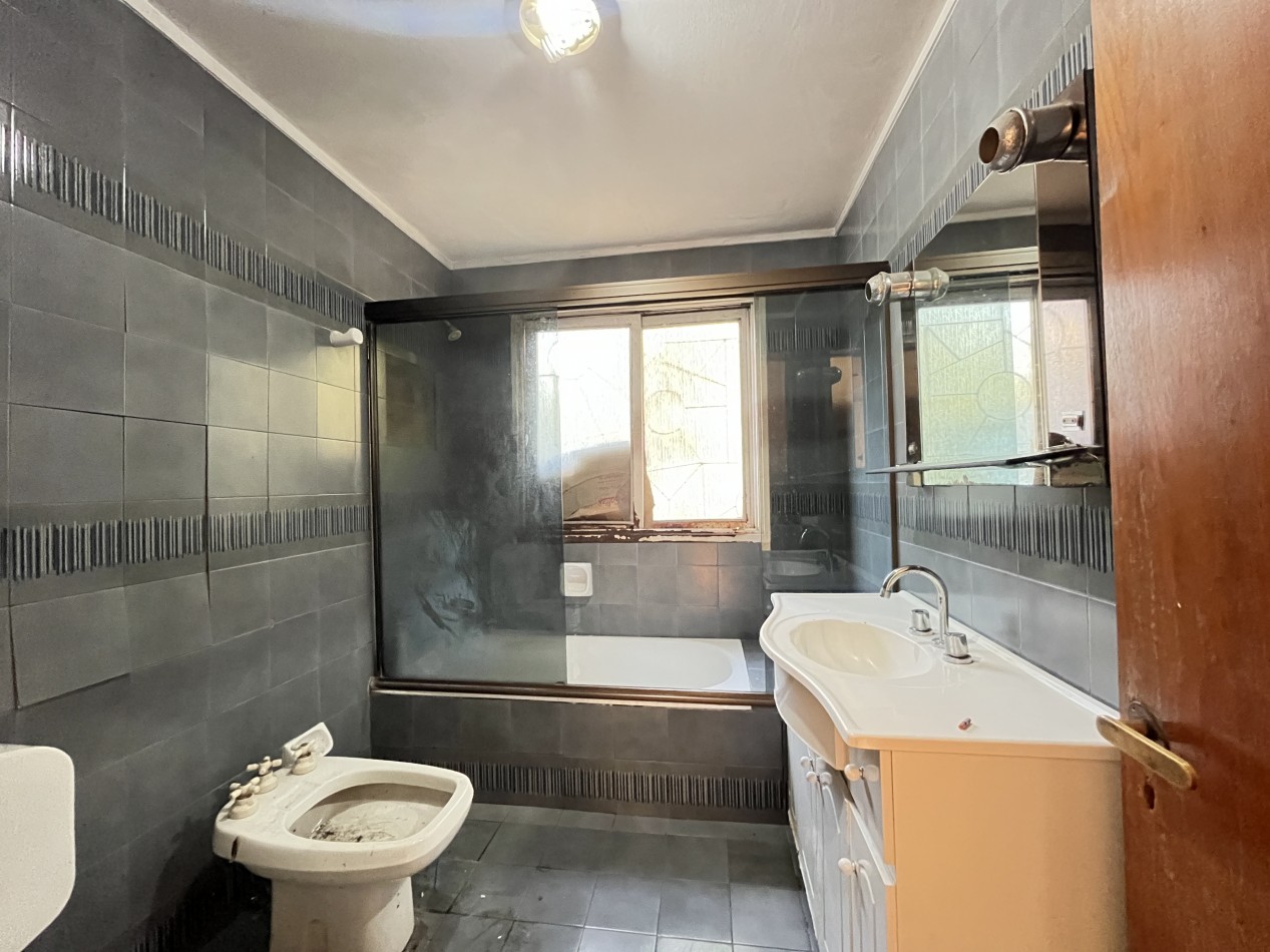 Casa Quinta Ideal Eventos - 1400 m² Esquina con Quincho y Pileta