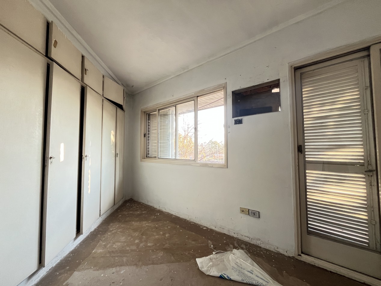 Casa Quinta Ideal Eventos - 1400 m² Esquina con Quincho y Pileta