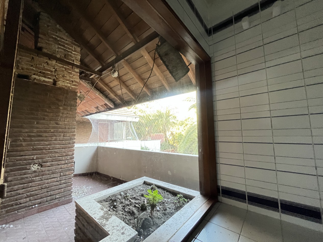 Casa Quinta Ideal Eventos - 1400 m² Esquina con Quincho y Pileta