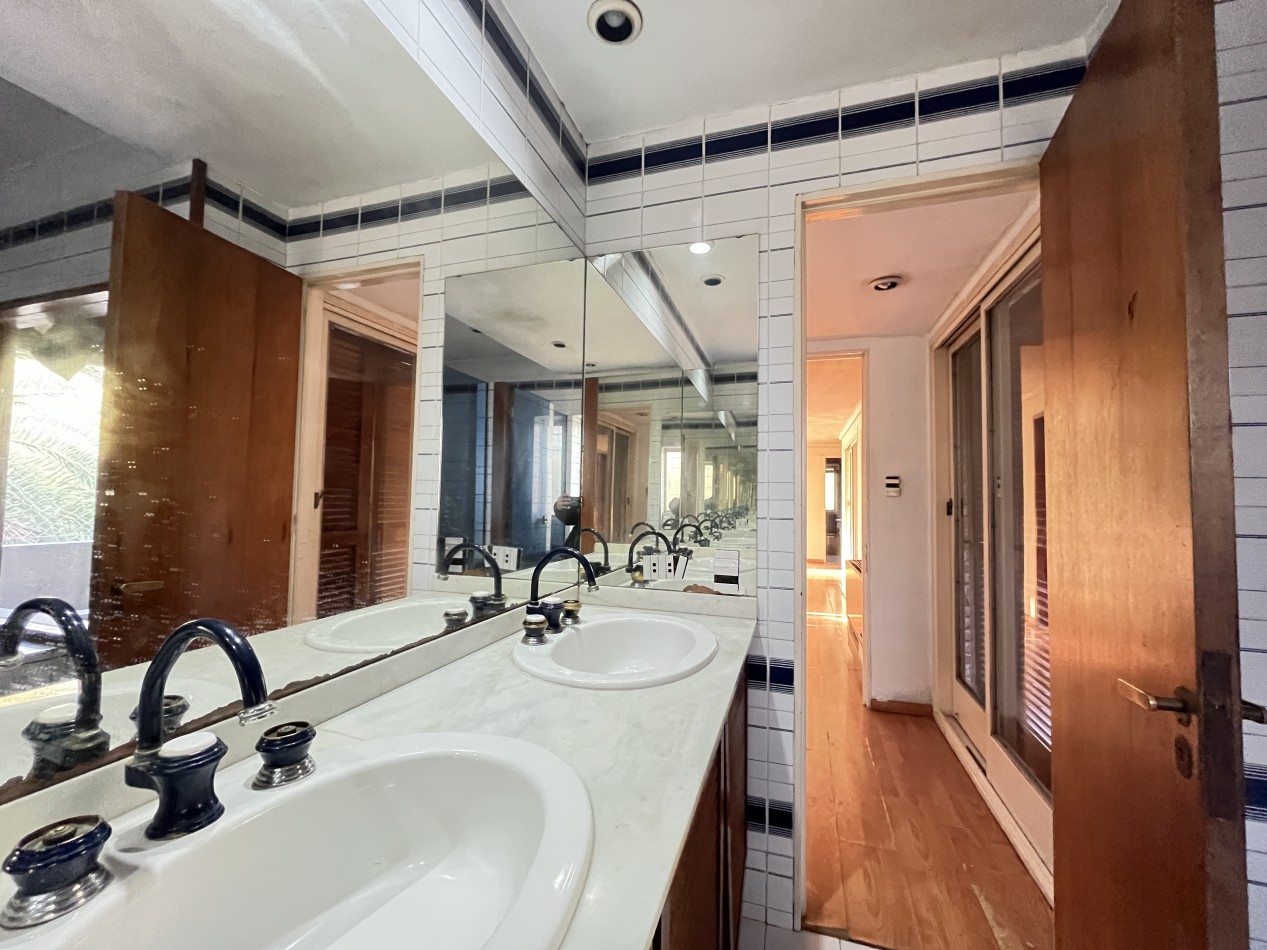 Casa Quinta Ideal Eventos - 1400 m² Esquina con Quincho y Pileta