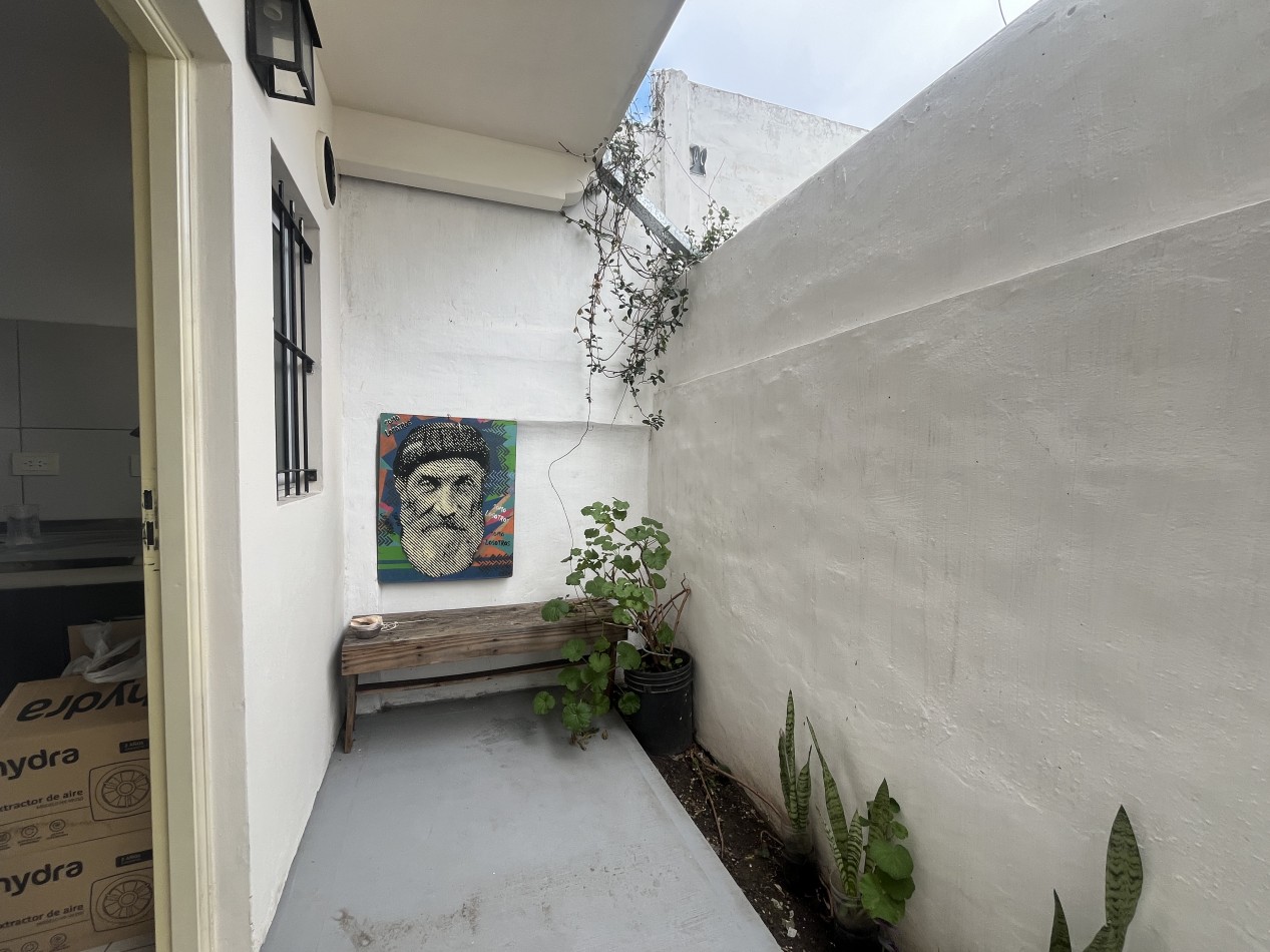 DEPARTAMENTO MONOAMBIENTE CON PATIO , Moron