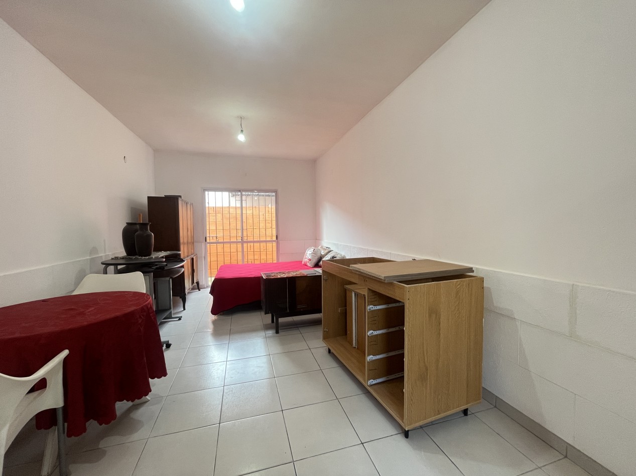 DEPARTAMENTO MONOAMBIENTE CON PATIO , Moron
