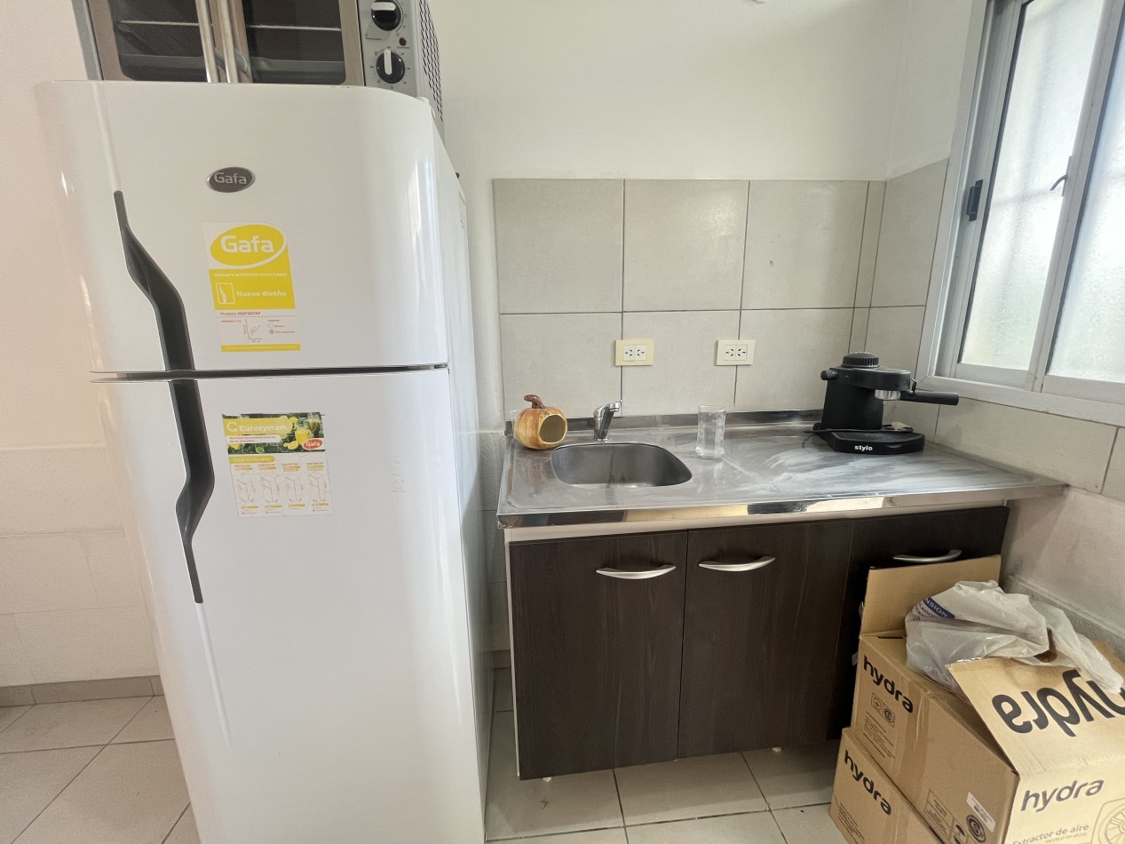 DEPARTAMENTO MONOAMBIENTE CON PATIO , Moron