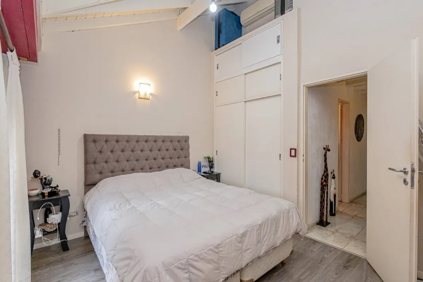 DUPLEX 3 AMBIENTES CON COCHERA Y PATIO