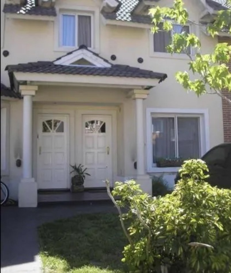 Alquiler duplex Barrio Maria del Parque Villa Udaondo