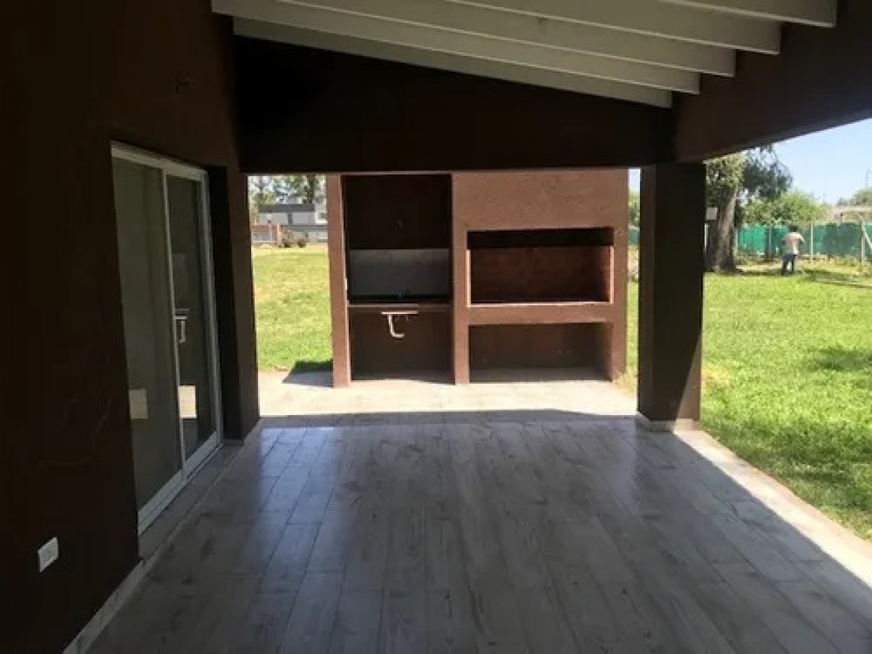 casa a estrenar Barrio Alvarez del Bosque