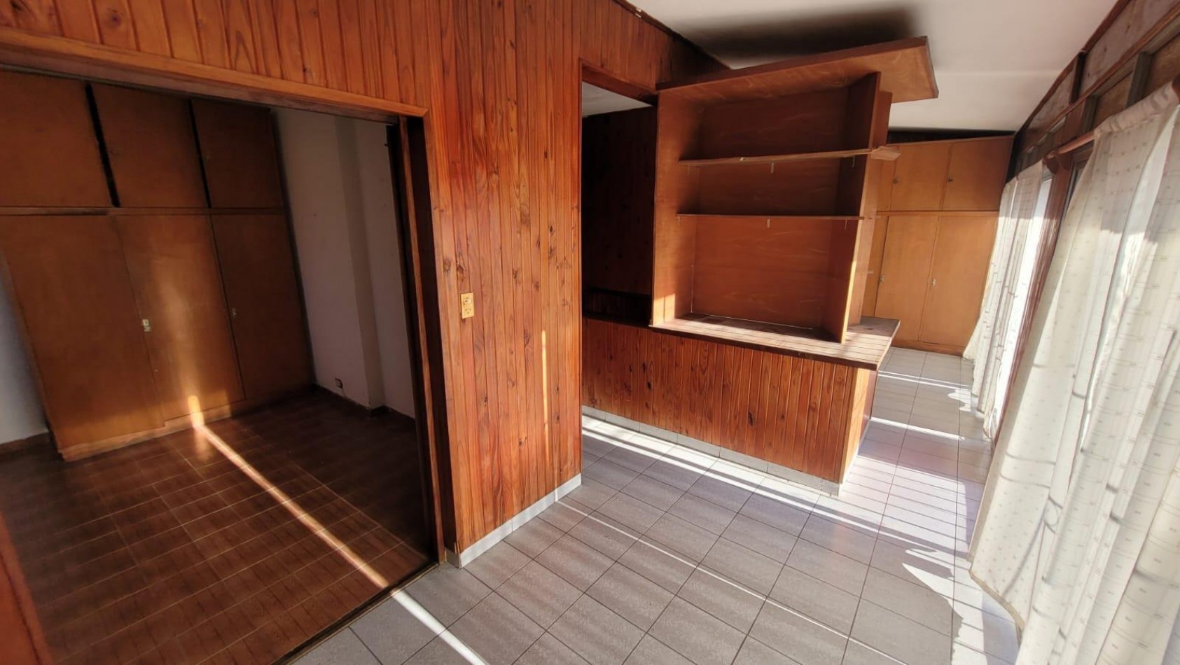 Casa 5 ambientes OPORTUNIDAD