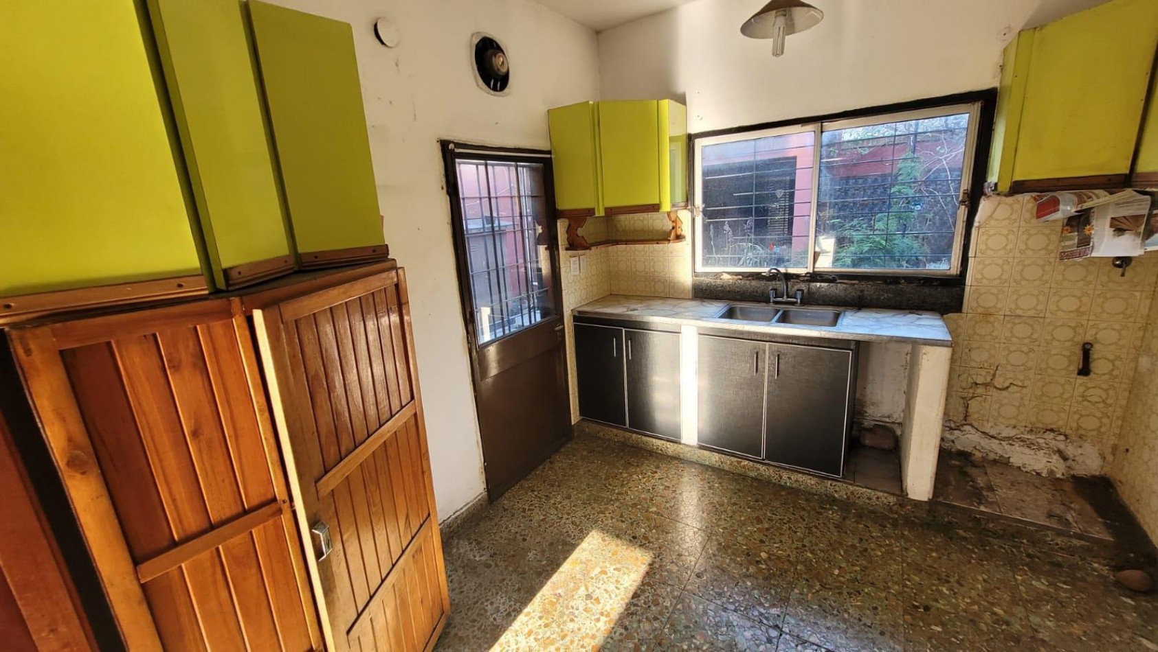 Casa 5 ambientes OPORTUNIDAD