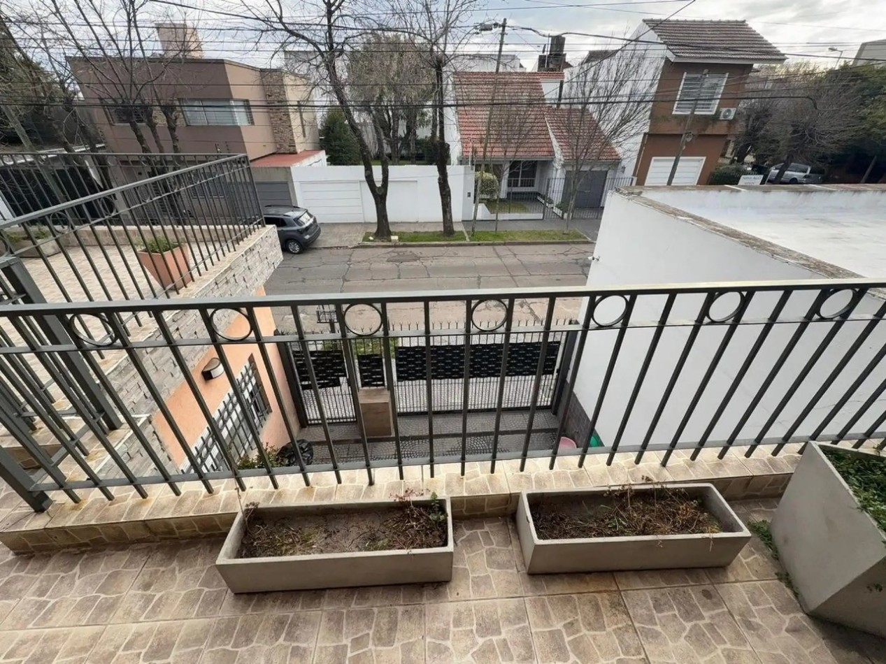 casa 5 ambientes Villa Sarmiento