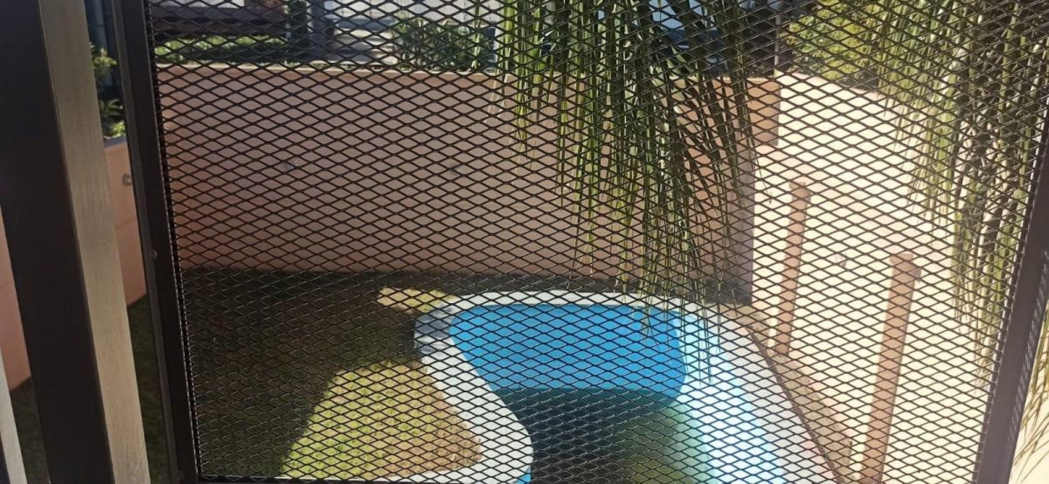 CASA 6 AMBIENTES CON PILETA Y COCHERA