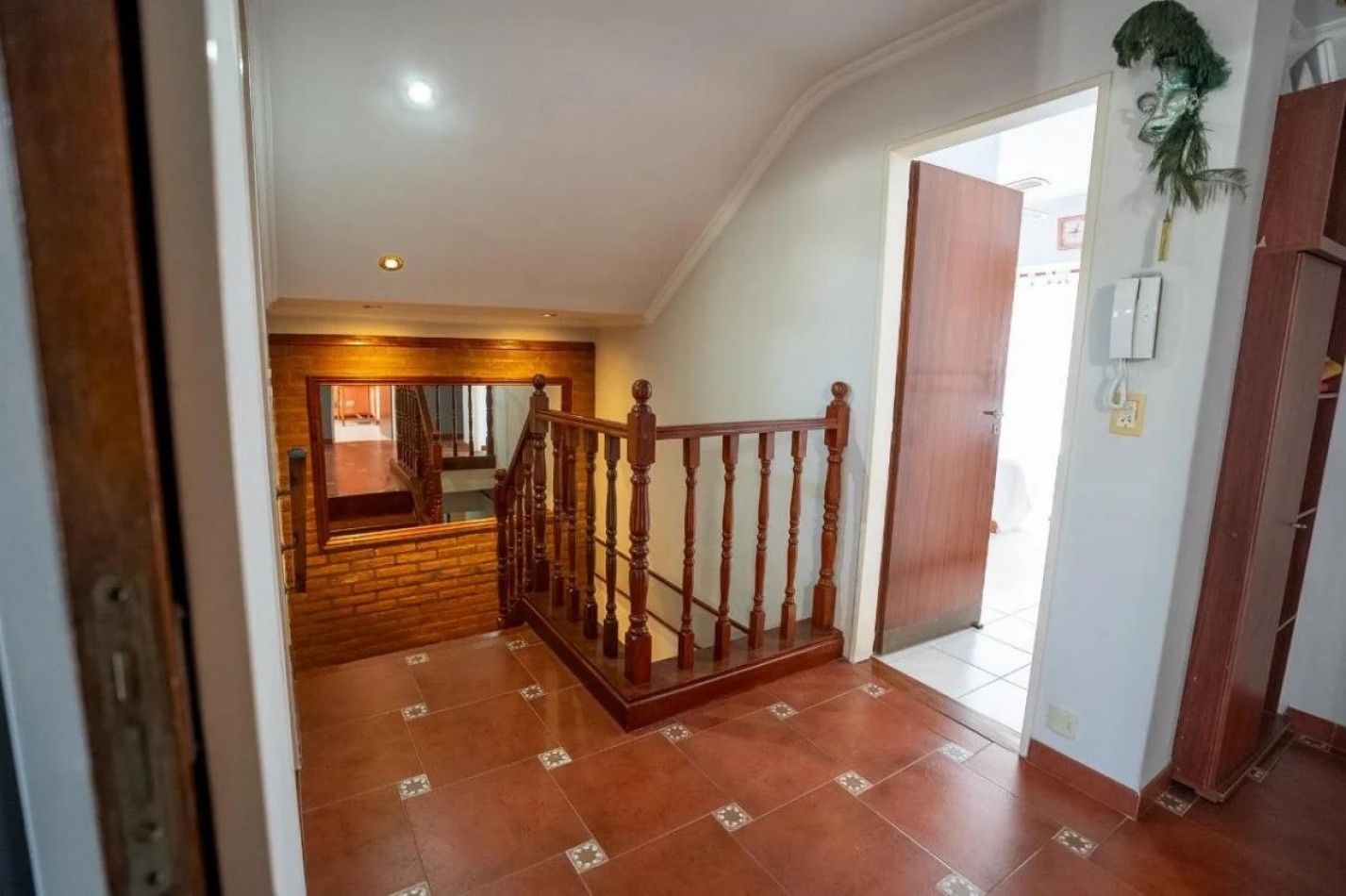 Casa 4 ambientes con pileta