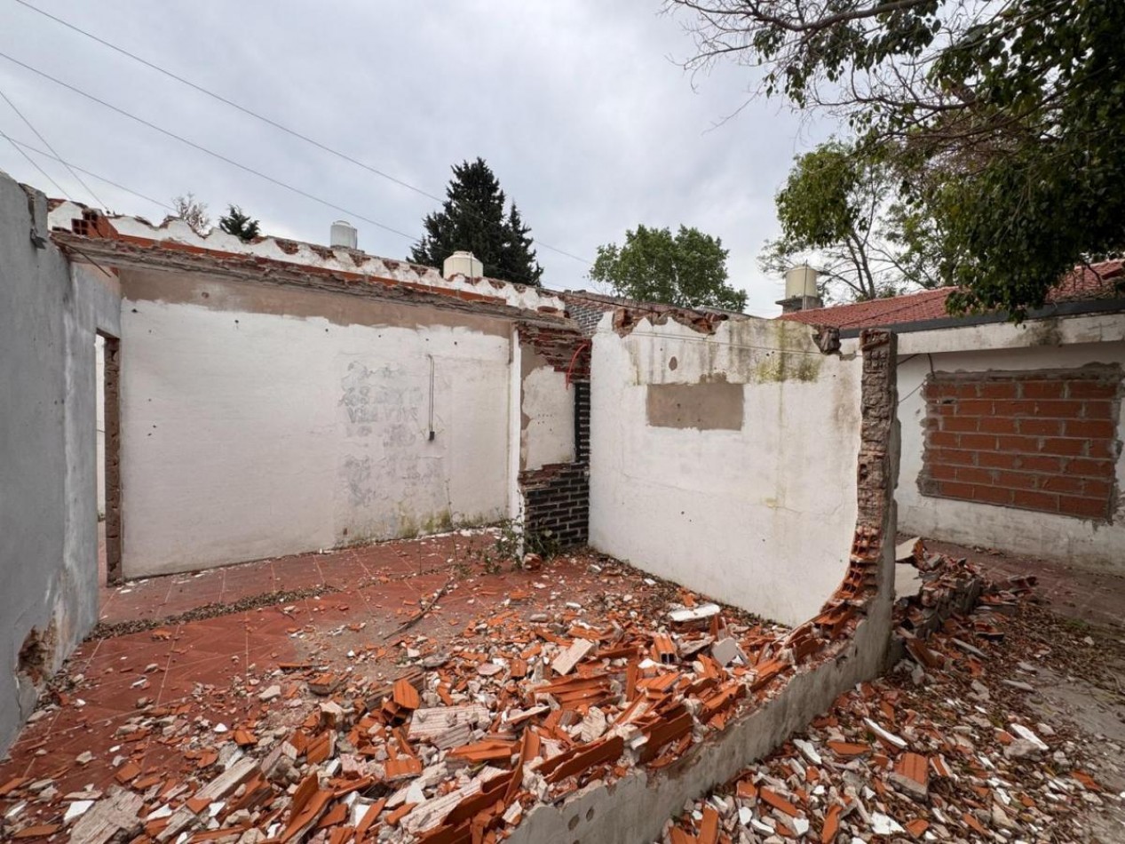 Gran Terreno en Castelar Sur