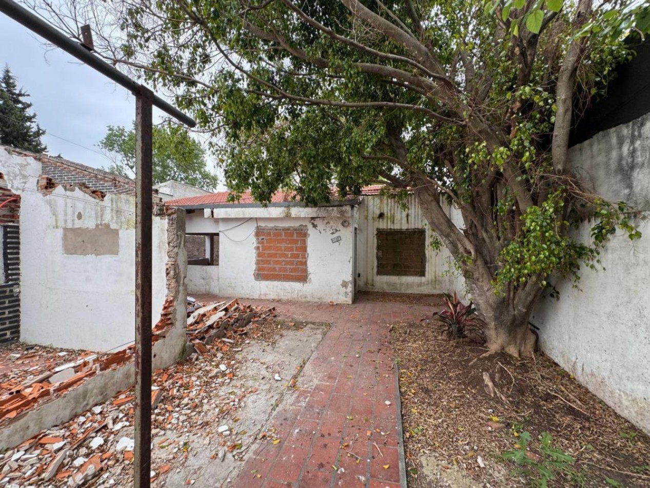 Gran Terreno en Castelar Sur