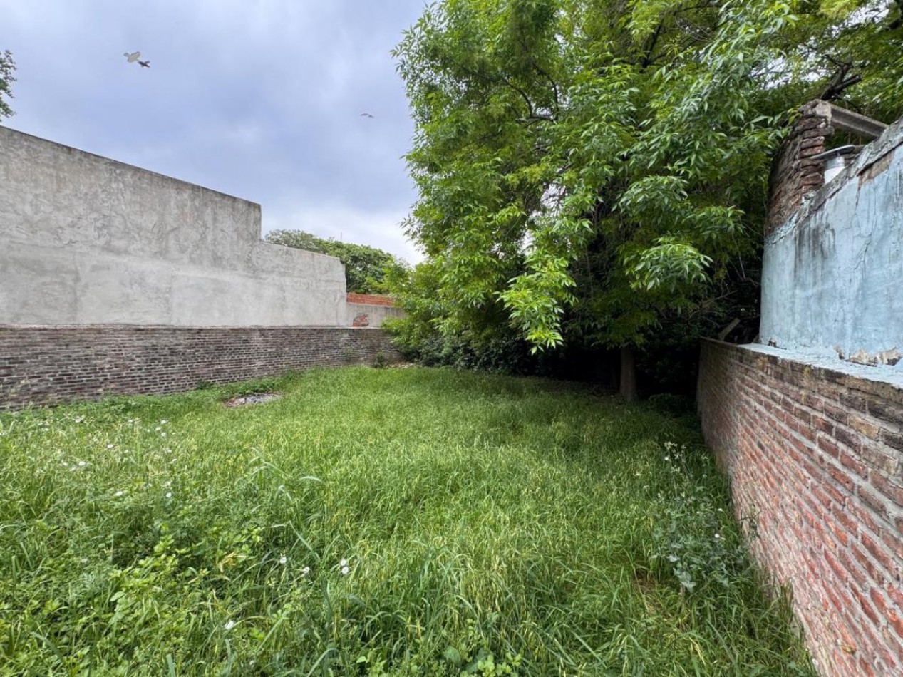 Gran Terreno en Castelar Sur