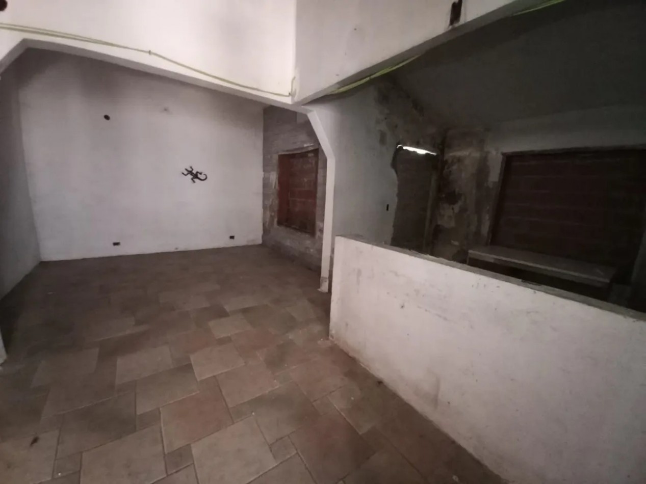 Gran Terreno en Castelar Sur