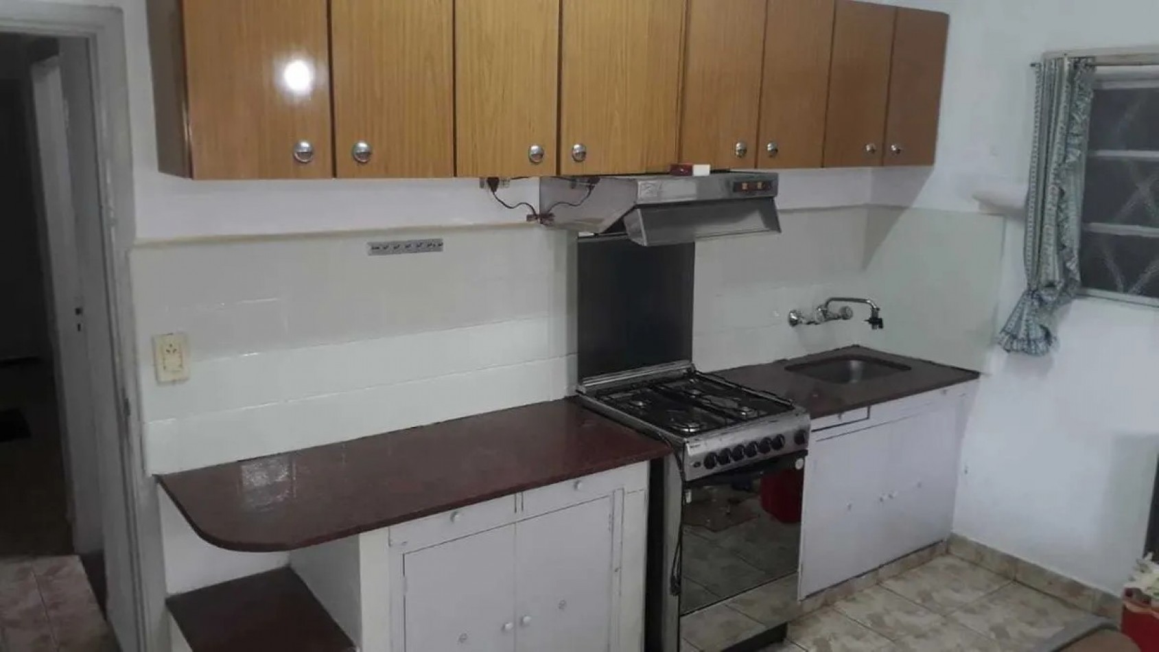 Casa 4 ambientes- con cochera