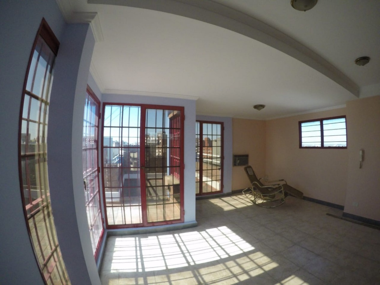 Departamento centro de Moron 3 ambientes con cochera