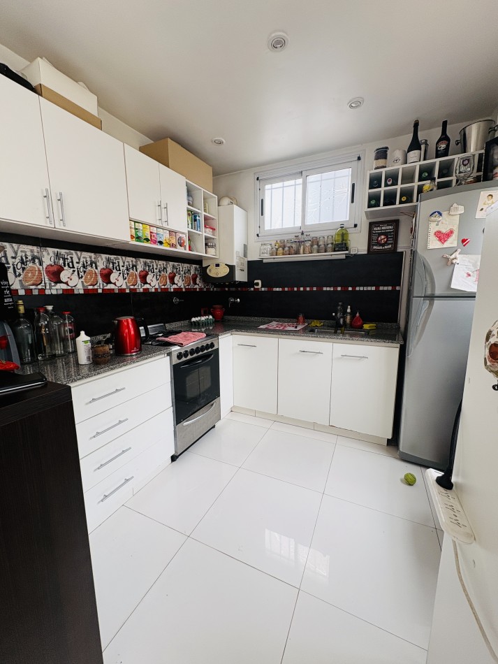 Venta PH al frente Villa Sarmiento 3 ambientes