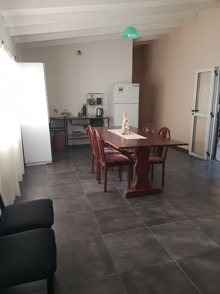 Casa venta Alvarez con pileta