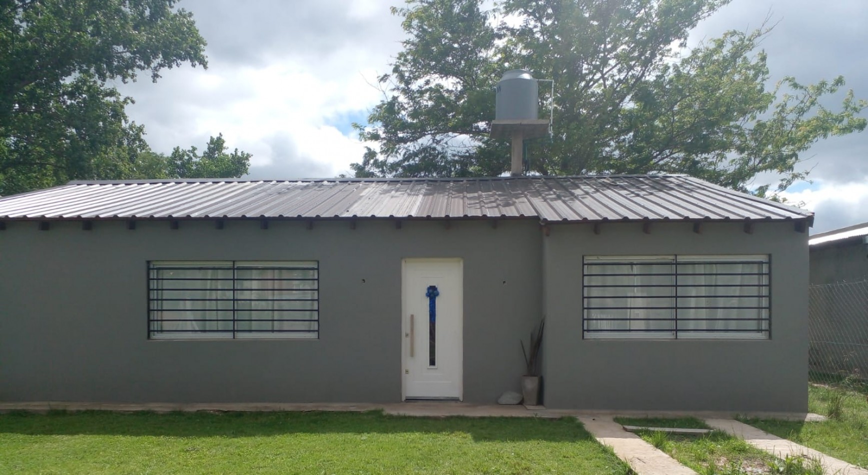 Casa venta Alvarez con pileta