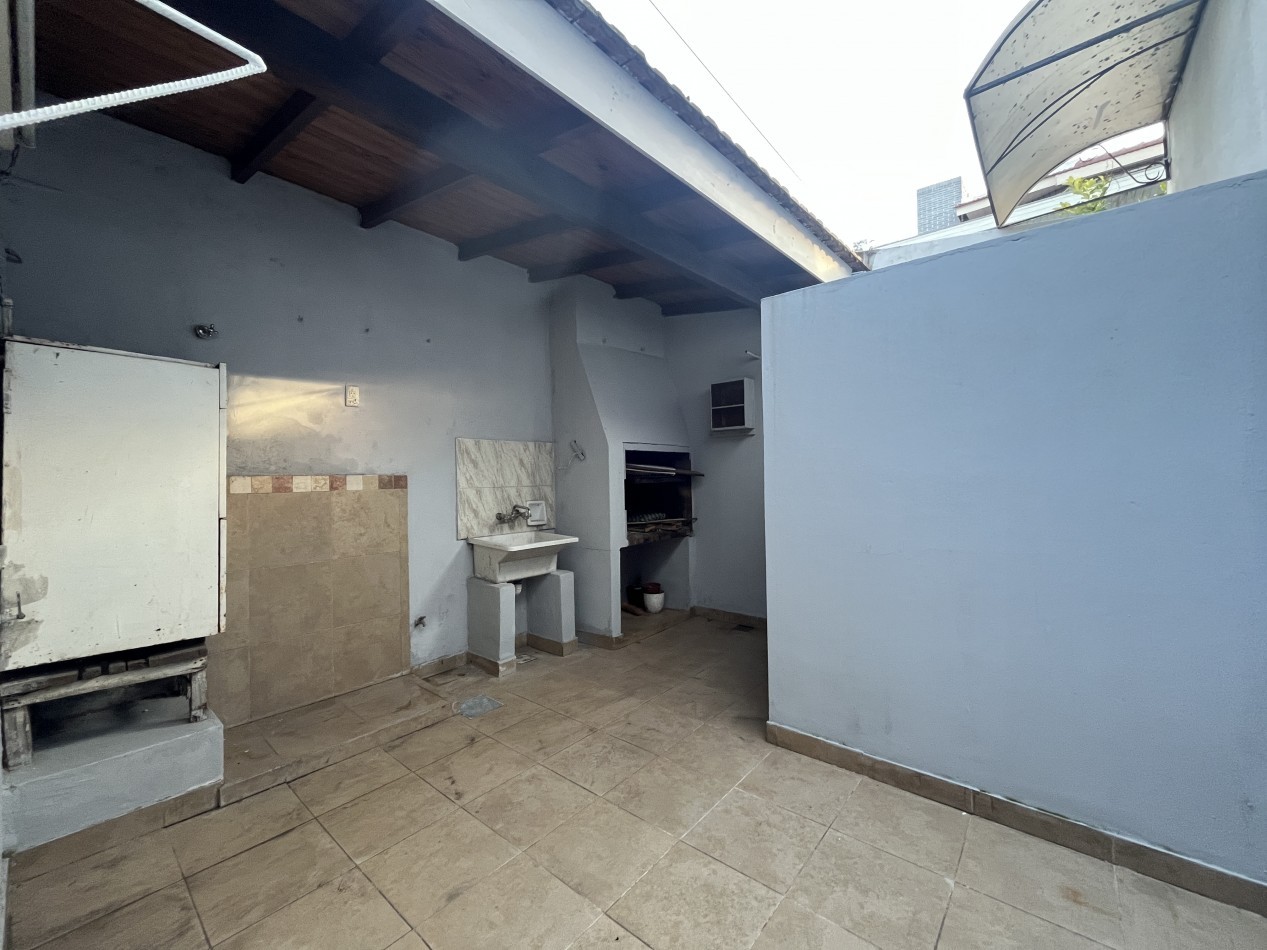 PH 3 ambientes con patio Ramos Mejia