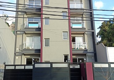Departamento Monoambiente Con Cochera Moron