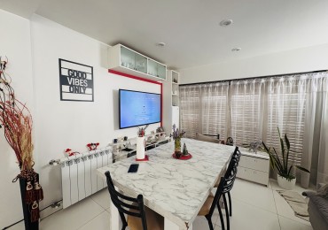 Venta PH al frente Villa Sarmiento 3 ambientes